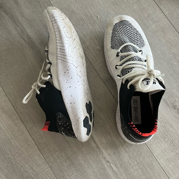 Nike Free Train shoe - Picture 2 of 4